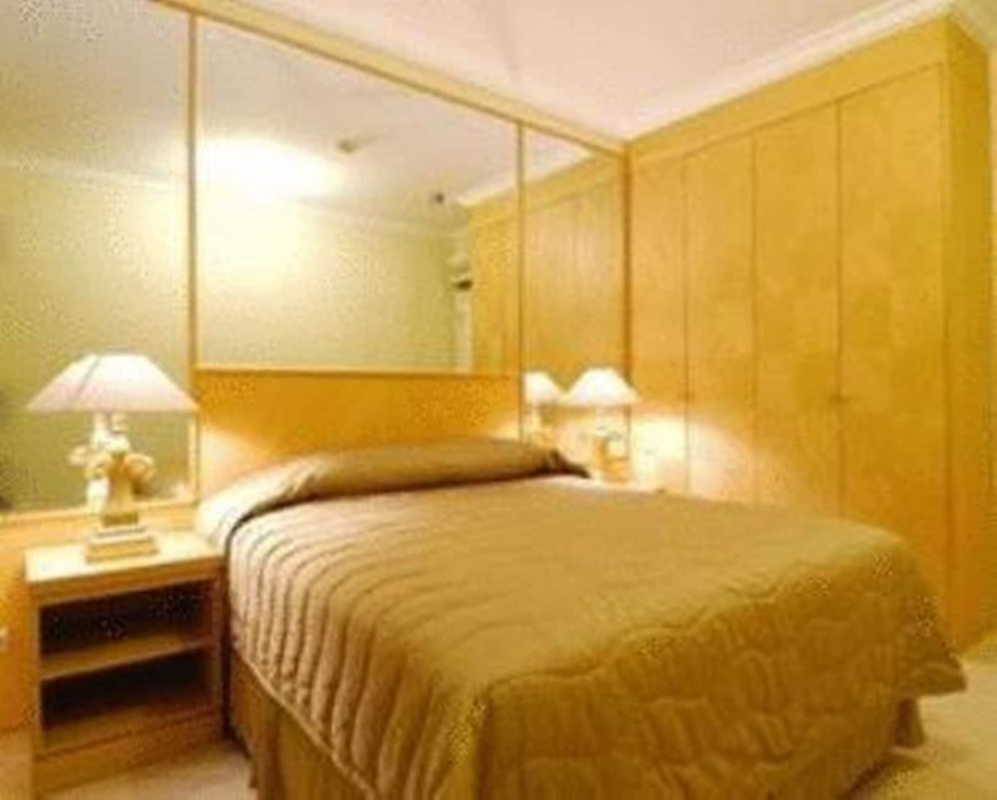 Batavia Hotel & Serviced Apartments Dżakarta Zewnętrze zdjęcie