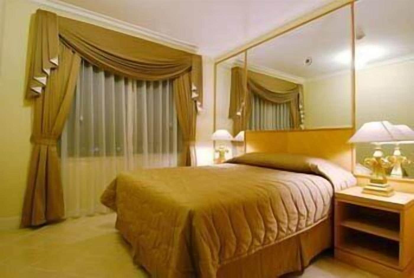 Batavia Hotel & Serviced Apartments Dżakarta Zewnętrze zdjęcie