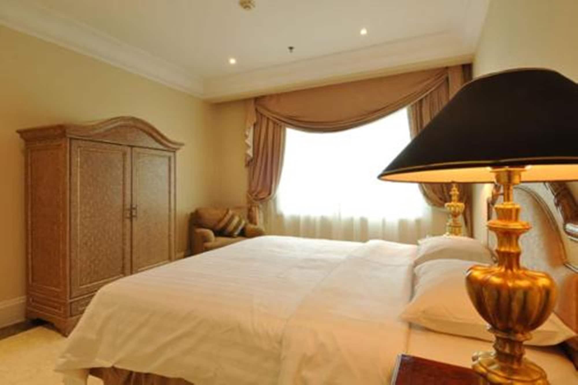 Batavia Hotel & Serviced Apartments Dżakarta Zewnętrze zdjęcie
