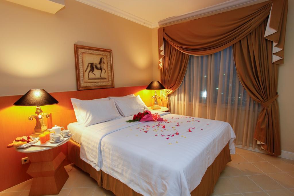 Batavia Hotel & Serviced Apartments Dżakarta Zewnętrze zdjęcie